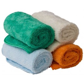 Toalla de microfibra Irisana 80x40 cm.